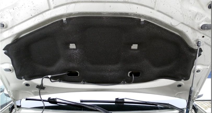 Aislante termico para capot Duster