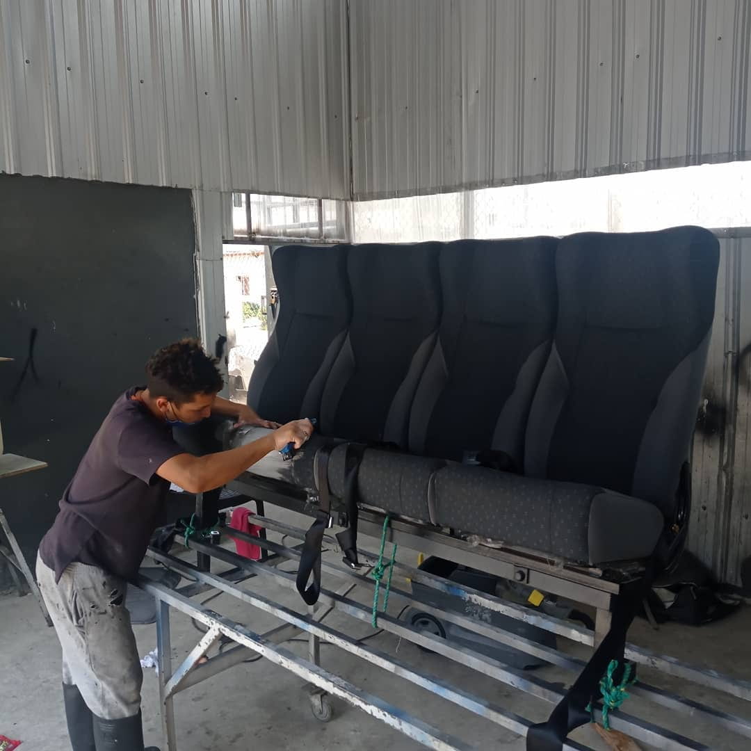 Car detailing lavado de tapiceria de auto super suv kia en ecuador