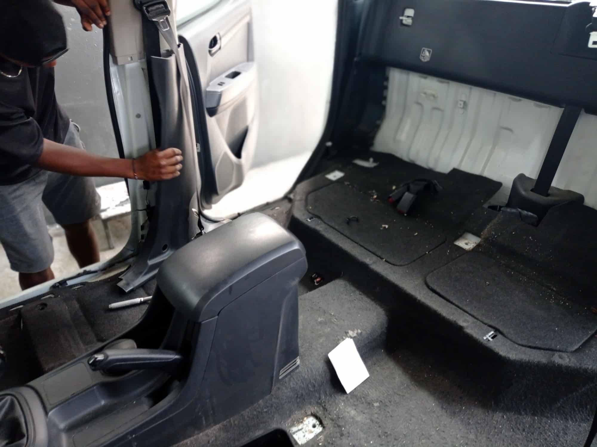 lavado de tapiceria de autos kia picanto en ecuador