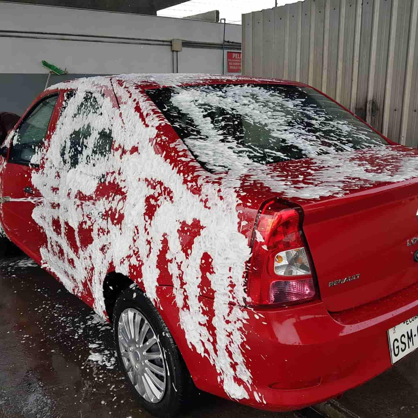 Lavadora de autos Renault en Guayaquil