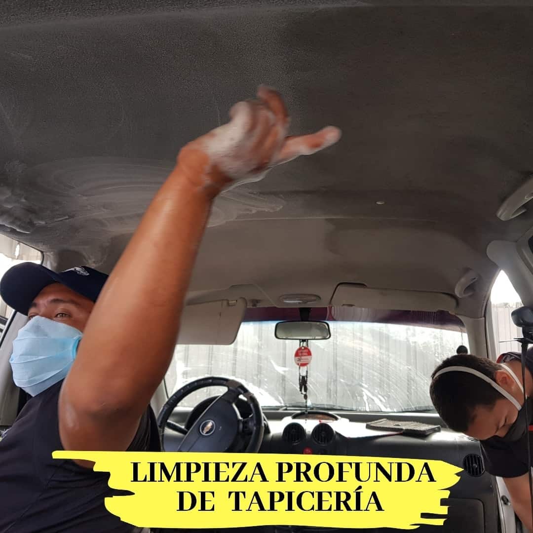 limpieza de tumbado de auto chevrolet aveo