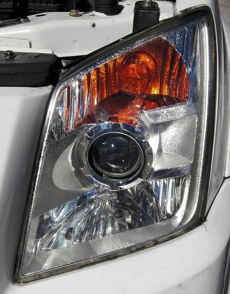 Pulida de faros auto kia Daule