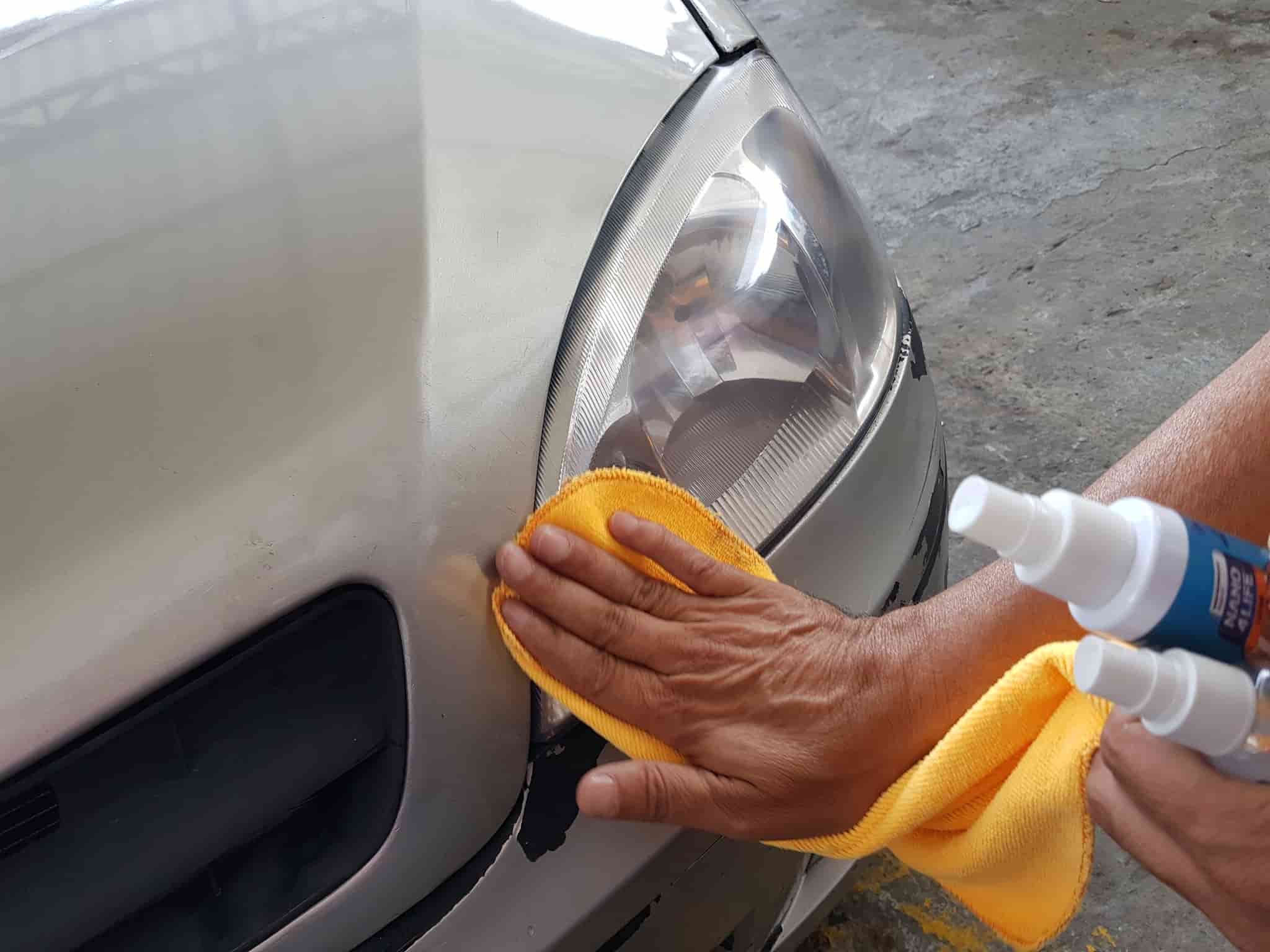 Pulida de faros de carros en Ecuador