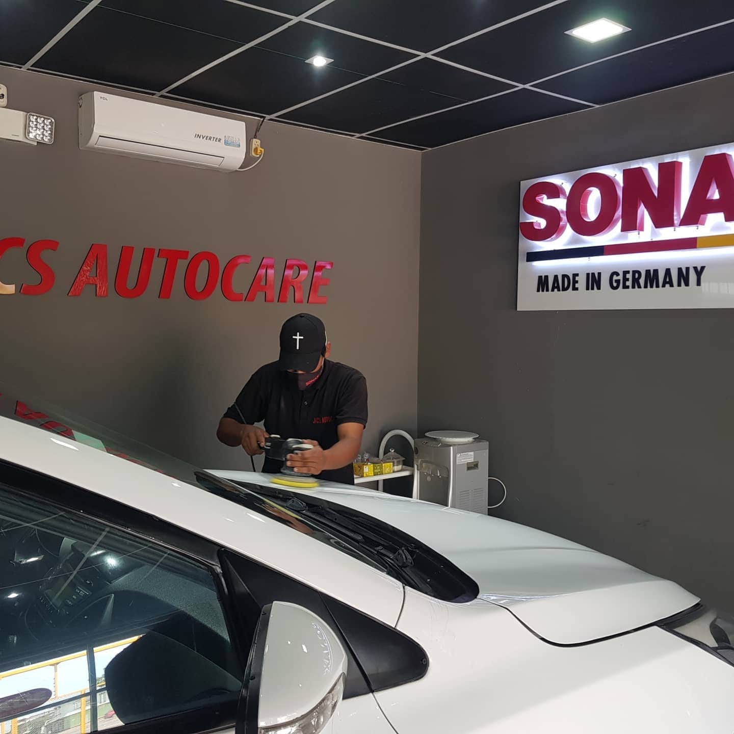 Pulido de autos KIA en Guayaquil