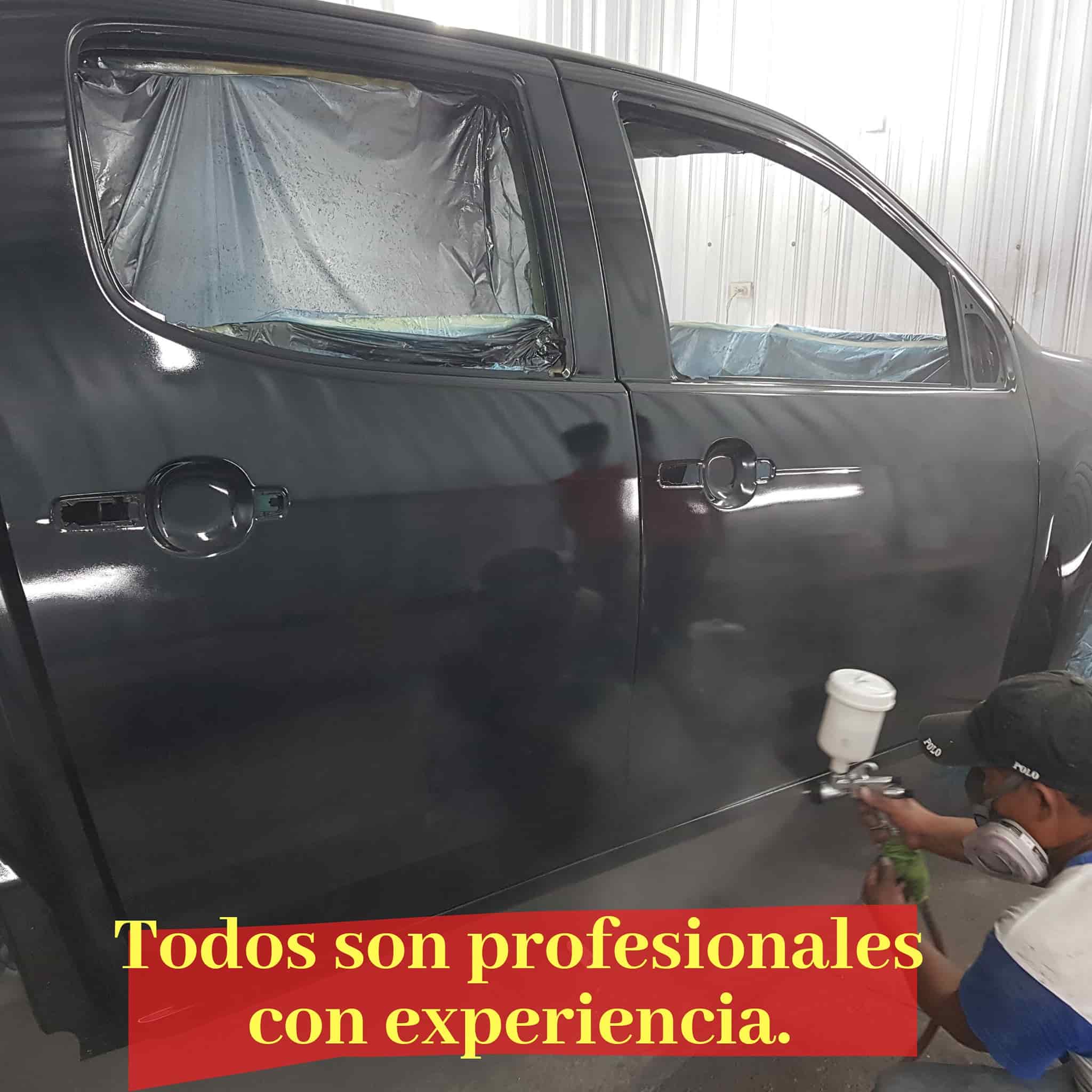 Taller de pintura automotriz para doble cabina chevrolet color negro en Guayaquil