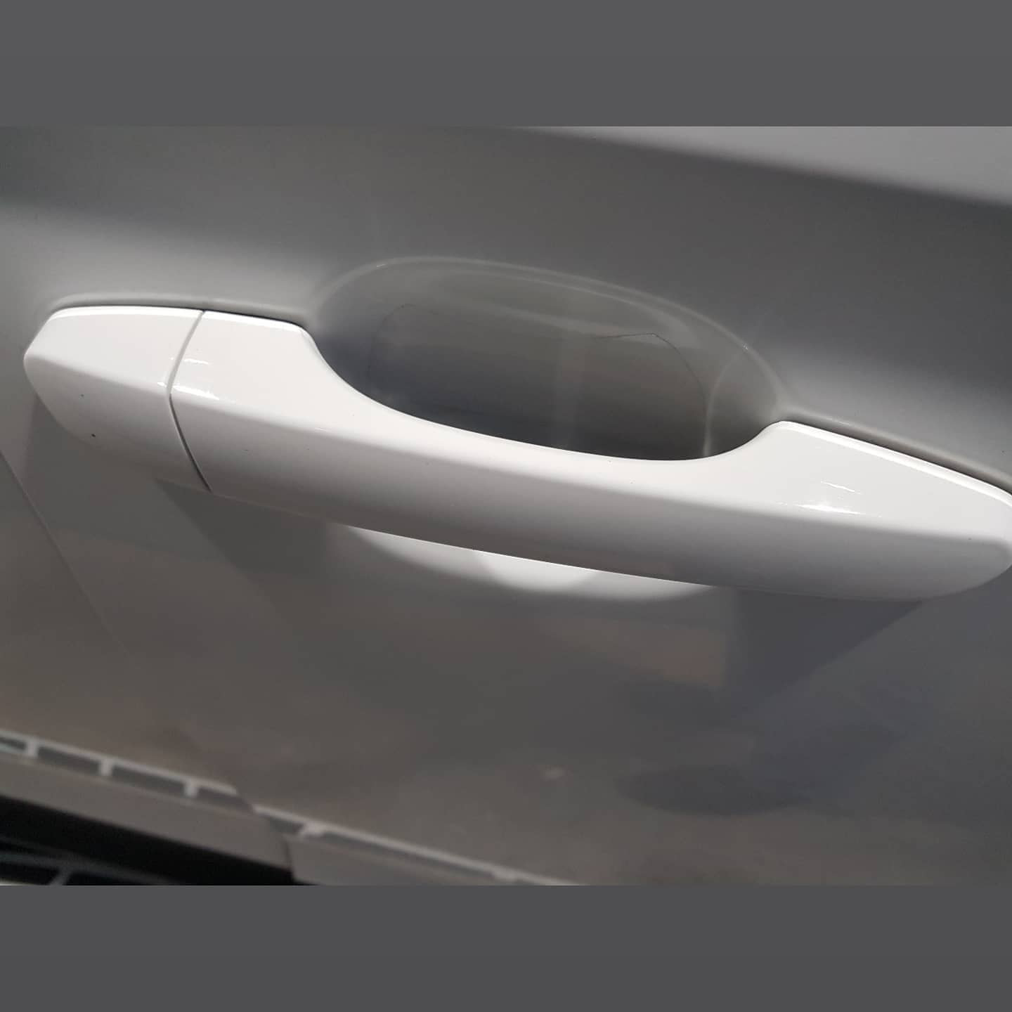 Taller para pintar plasticos interiores de auto como manijas de todo modelo
