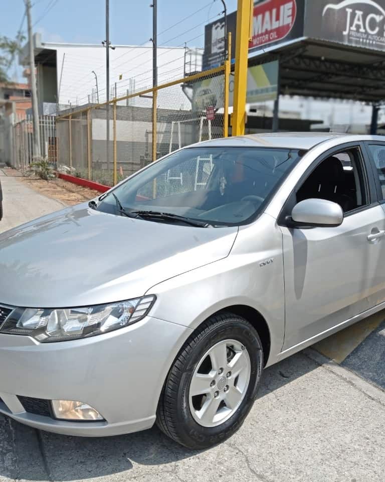 taller pintura automotriz para aveo emotion en guayaquil