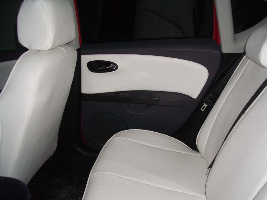 Tapizado de puertas de auto Ecuador